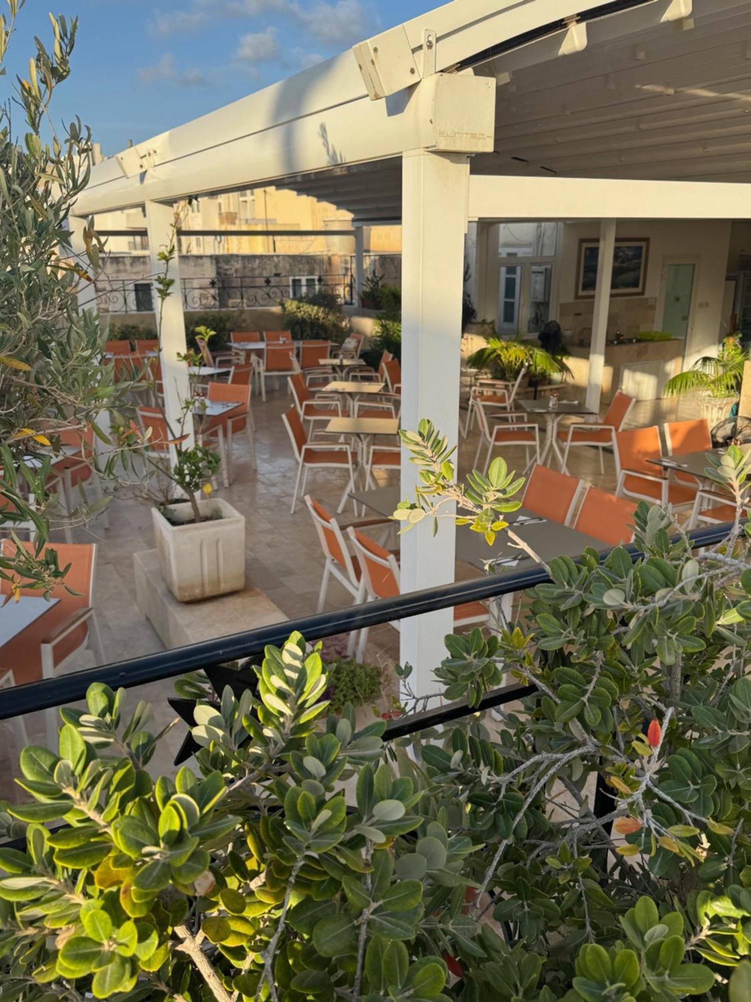 The Maltese Sun Hotel Sliema Ngoại thất bức ảnh